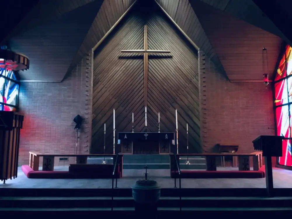 25 Free Church Backgrounds for Designers: Lavish Church Setup