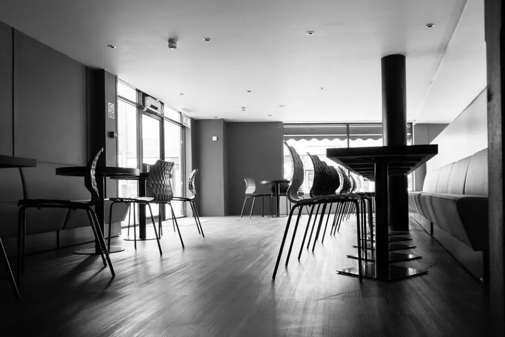 Amazing Free Monochromatic Images for Backgrounds: Interior of Restaurant