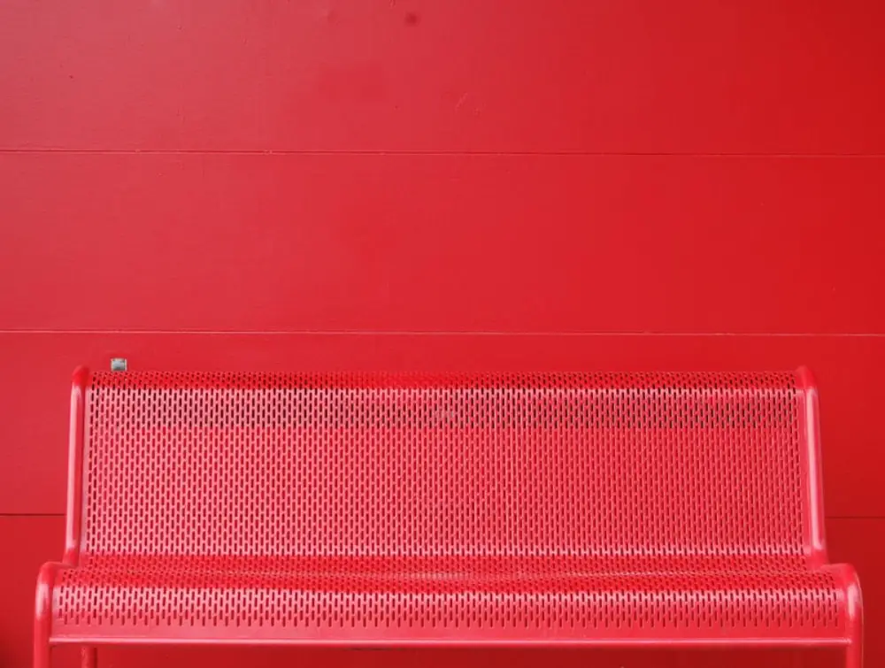 Amazing Free Monochromatic Images for Backgrounds: The Red Metal Bench